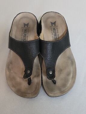 Mephisto Women’s Black Leather Toe-Post Sandals with Tan Suede Footbed